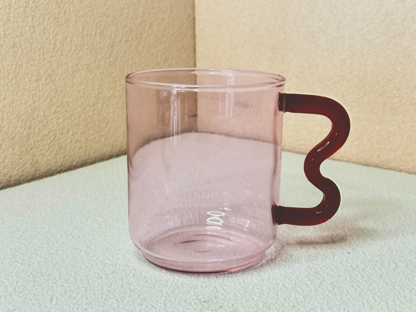 Wave Handle Glass Mug