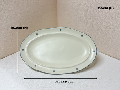 Pebble Edge Dinnerware