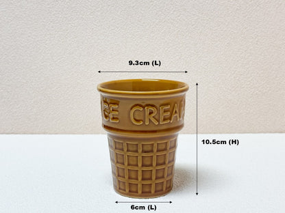 Scoop-A-Plant
