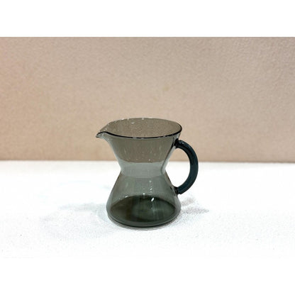 Cleft Pourer