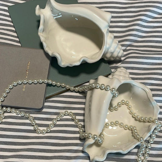 Ceramic Conch Shell Bowl